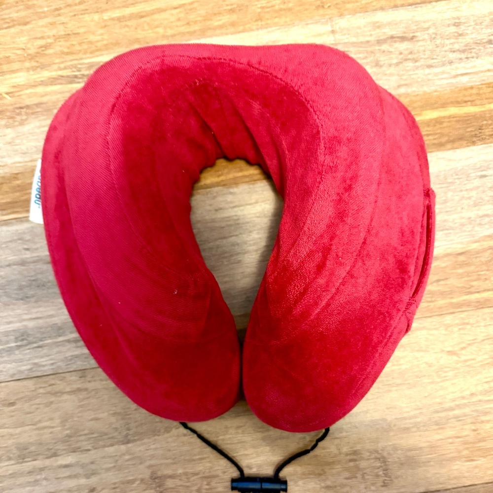 Travel Neck Pillow- Cabeau Evolution Classic®